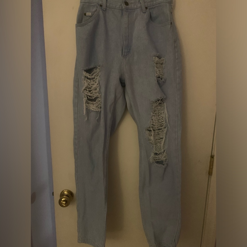 EUC Lee distressed blue jeans, straight leg, Size 12